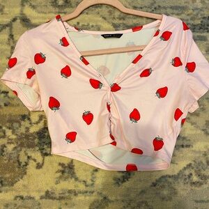 strawberry crop top! 🍓